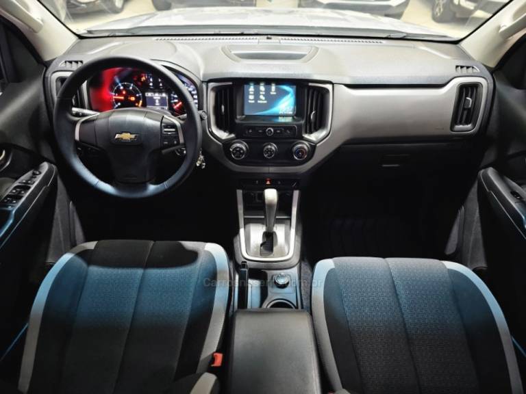 CHEVROLET - S10 - 2019/2019 - Prata - R$ 149.900,00