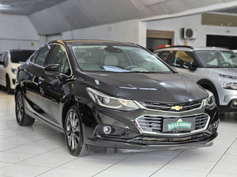 CHEVROLET - CRUZE - 2017/2017 - Preta - R$ 89.900,00
