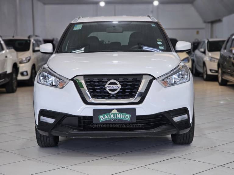 NISSAN - KICKS - 2018/2018 - Branca - R$ 79.900,00