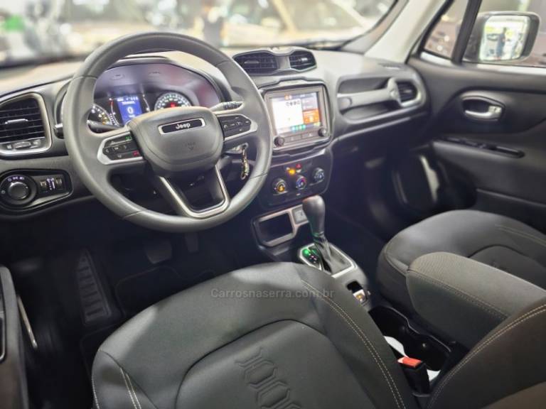 JEEP - RENEGADE - 2023/2023 - Branca - R$ 111.900,00