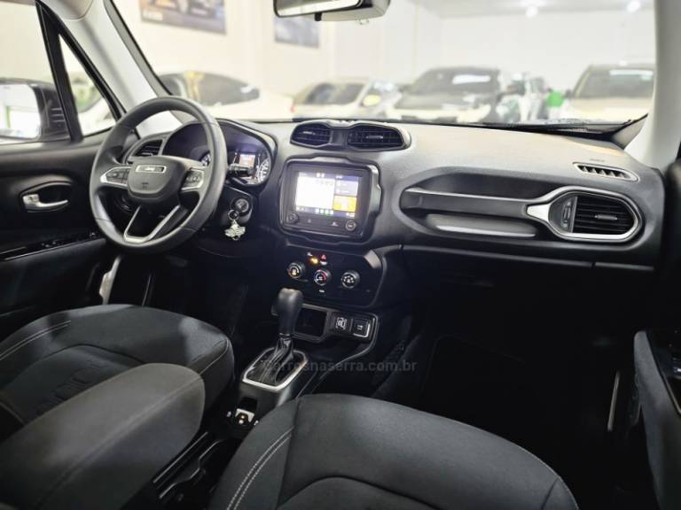 JEEP - RENEGADE - 2023/2023 - Branca - R$ 111.900,00