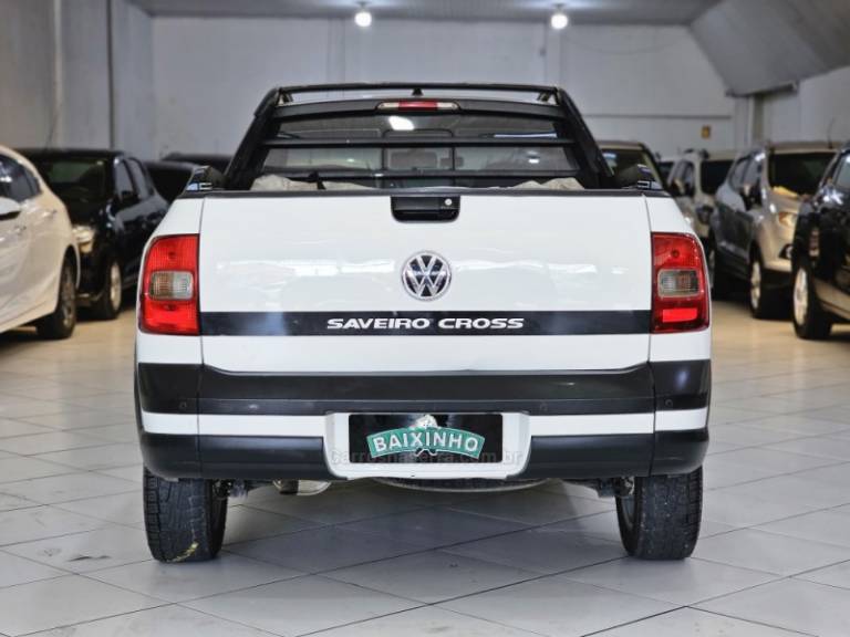 VOLKSWAGEN - SAVEIRO - 2016/2016 - Branca - R$ 71.900,00