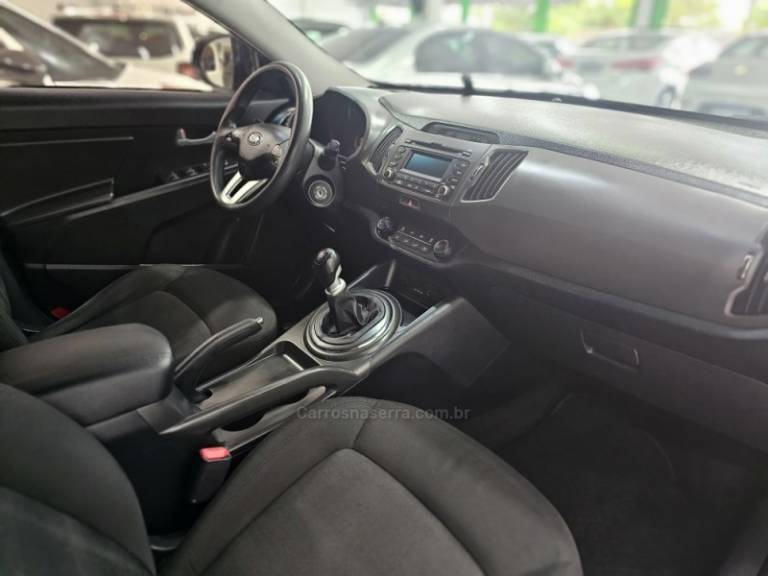 KIA MOTORS - SPORTAGE - 2013/2013 - Preta - R$ 71.900,00