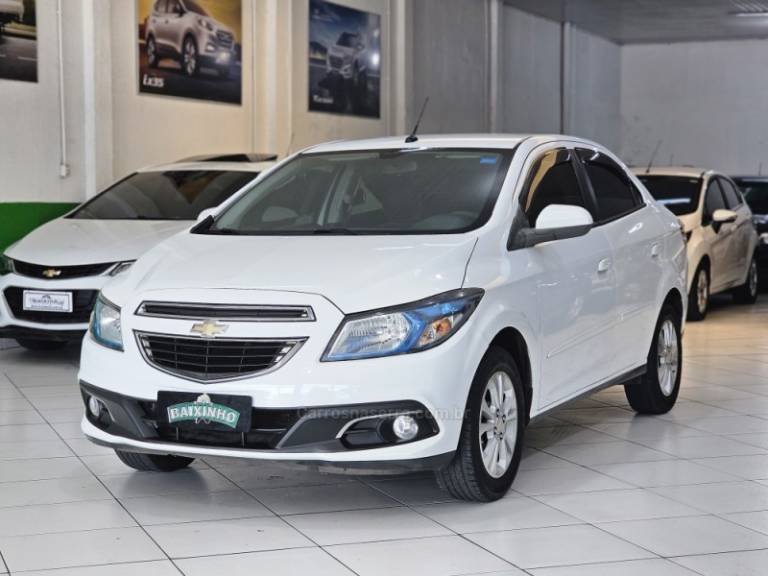 CHEVROLET - PRISMA - 2014/2014 - Branca - R$ 55.900,00