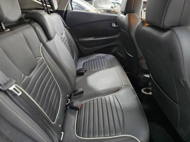 RENAULT - CAPTUR - 2020/2020 - Branca - R$ 82.900,00
