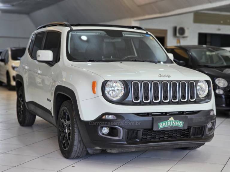 JEEP - RENEGADE - 2016/2016 - Branca - R$ 79.900,00