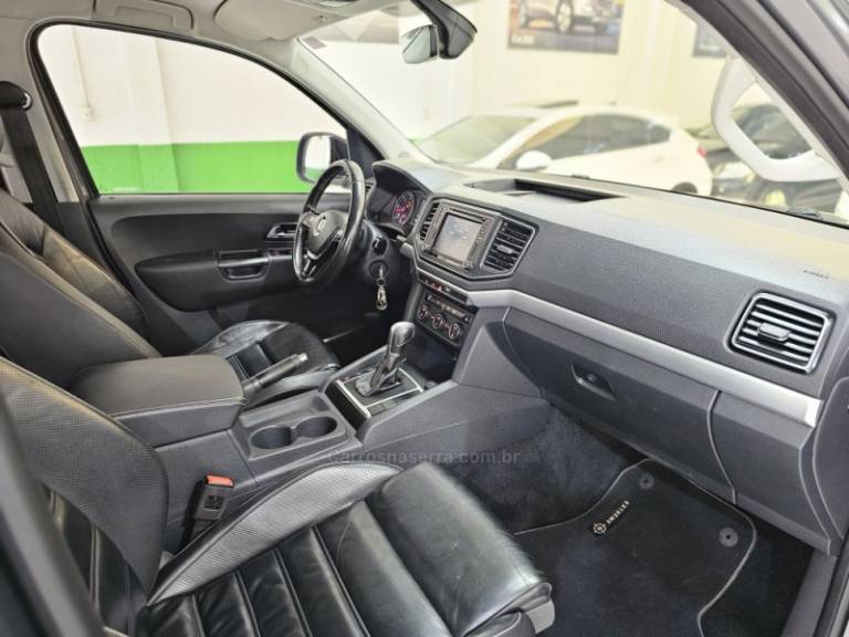 VOLKSWAGEN - AMAROK - 2018/2018 - Cinza - R$ 159.900,00