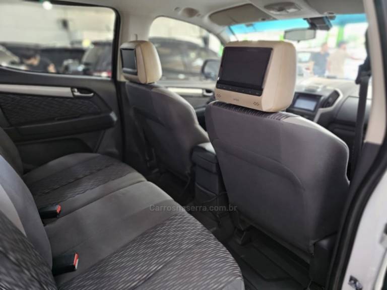 CHEVROLET - S10 - 2013/2013 - Branca - R$ 114.900,00