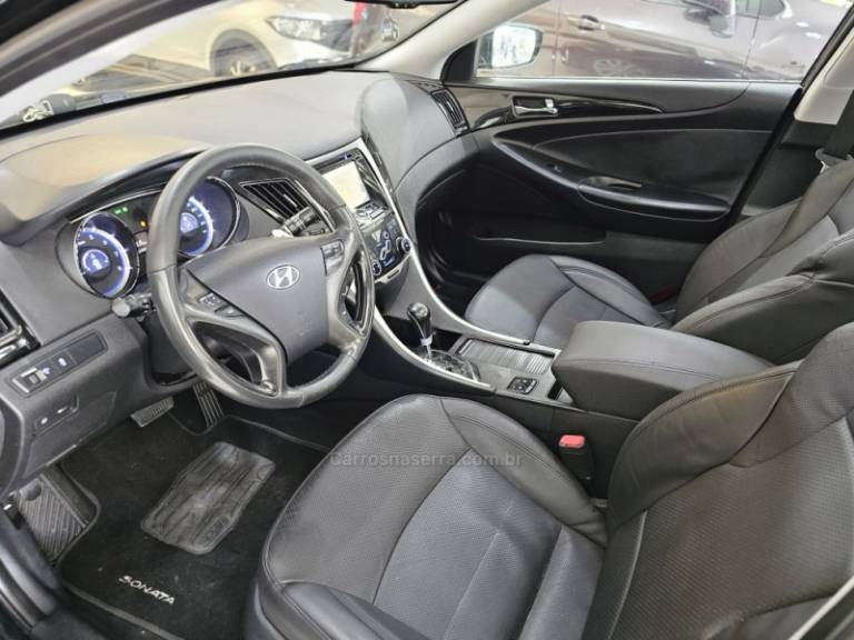 HYUNDAI - SONATA - 2012/2012 - Preta - R$ 69.900,00